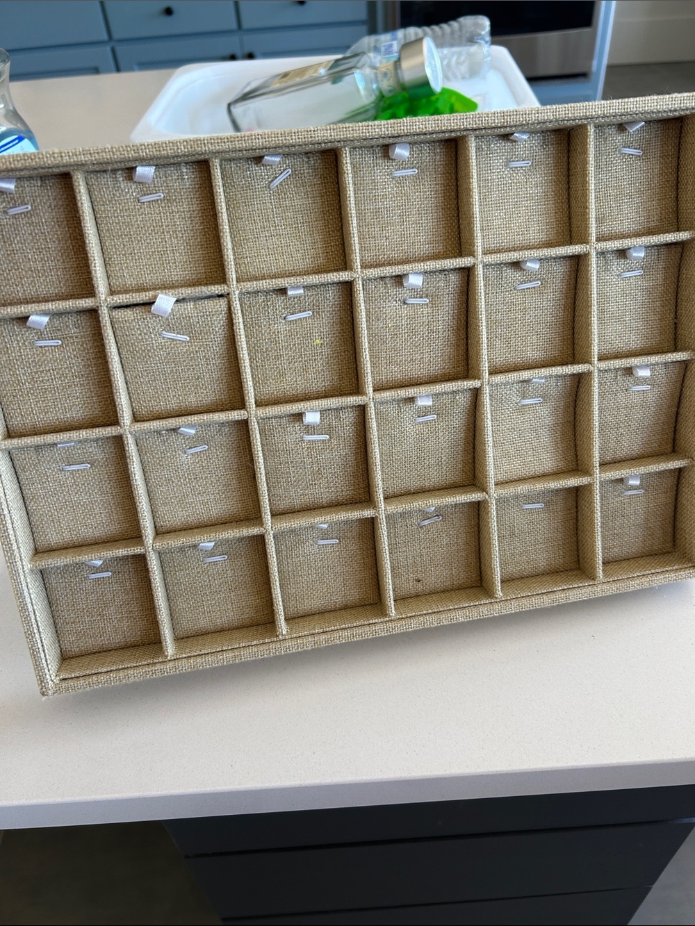 Jewelry Display Tray in Natural Beige – Home Storage & Organization - Picture 3 of 3